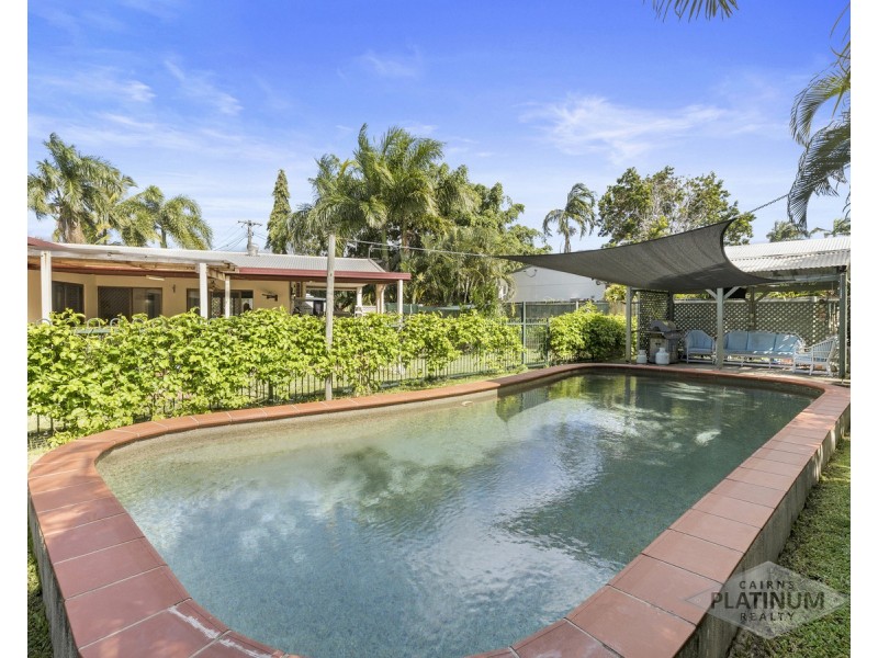 16 Coolum Close, Kewarra Beach QLD 4879