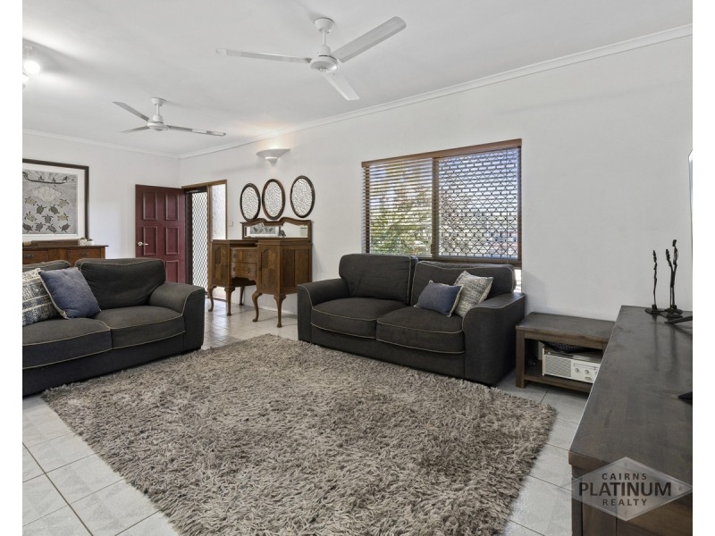 16 Coolum Close, Kewarra Beach QLD 4879