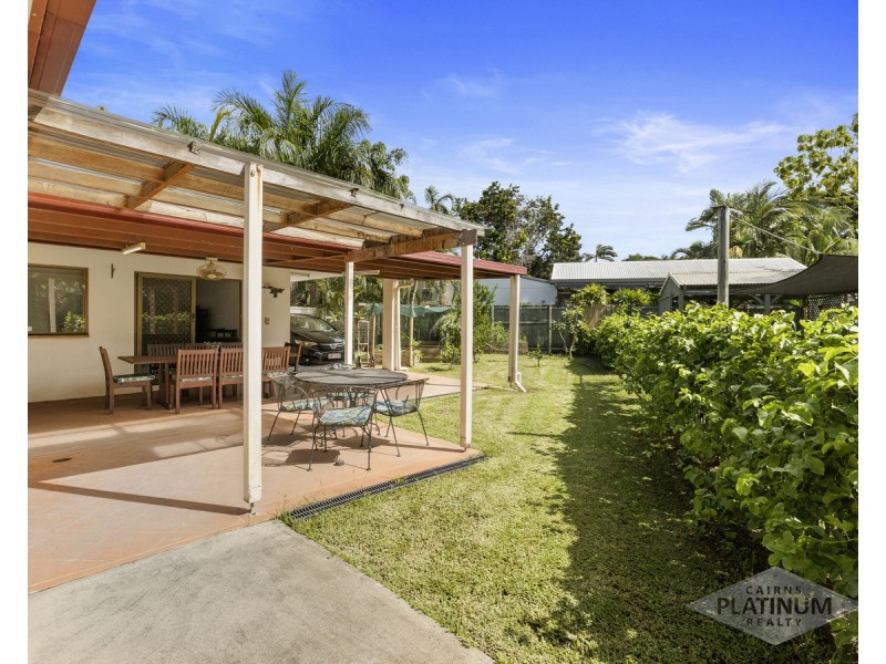 16 Coolum Close, Kewarra Beach QLD 4879