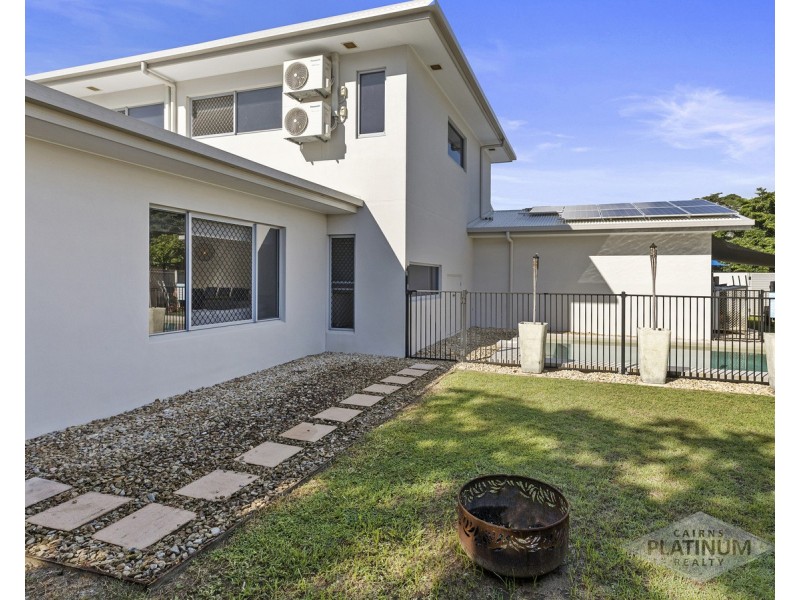 67 Seaways Street, Trinity Beach QLD 4879
