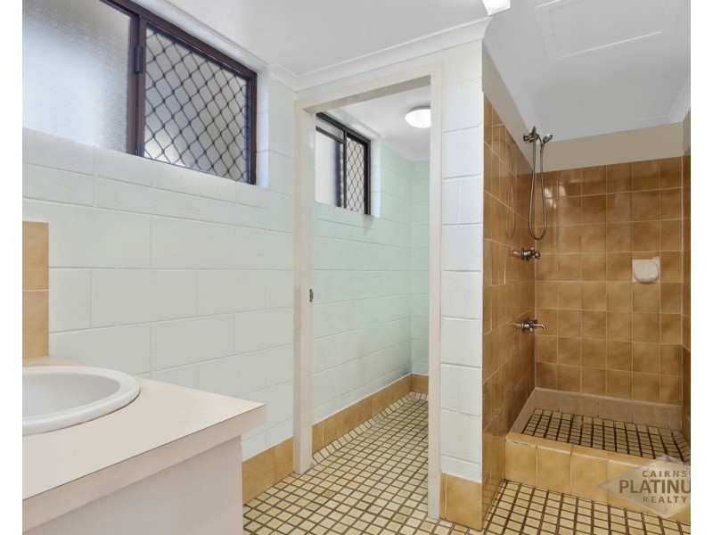 11/63-65 Moore Street, Trinity Beach QLD 4879