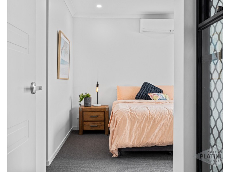 9 Wattledale Bend, Trinity Beach QLD 4879