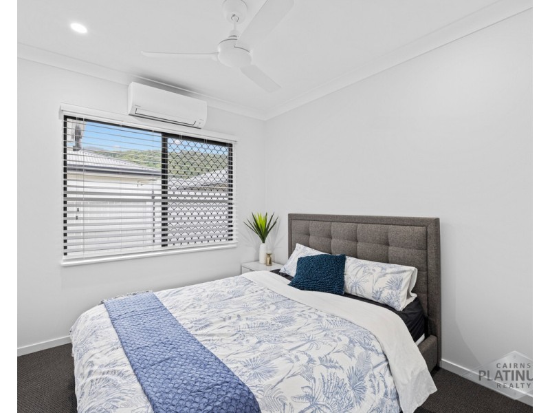 9 Wattledale Bend, Trinity Beach QLD 4879