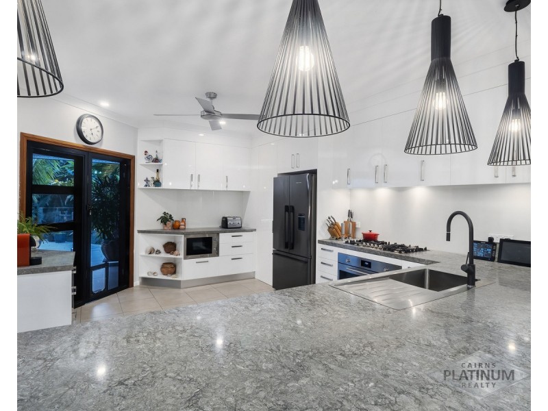 74 Leonard Street, Kewarra Beach QLD 4879