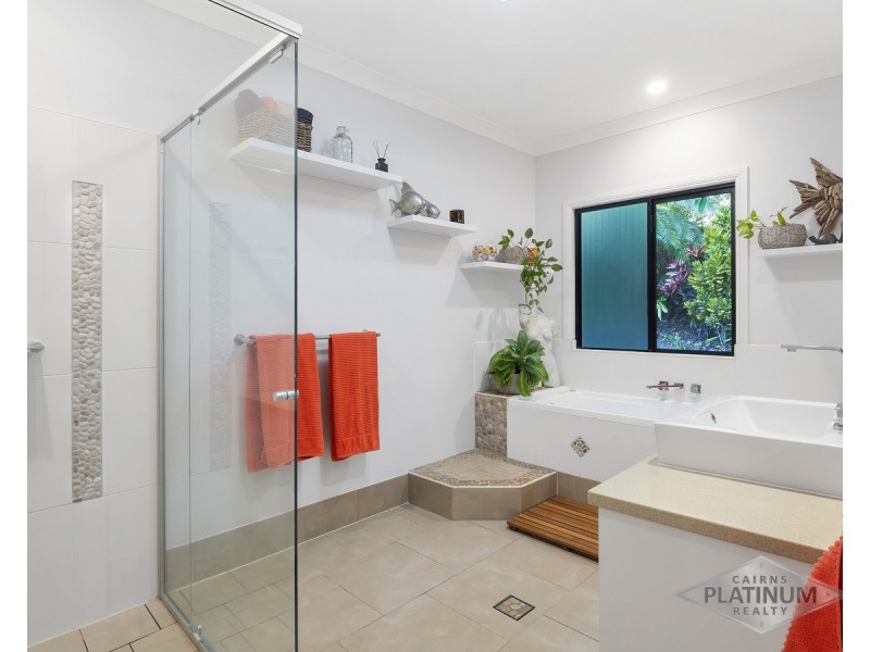 74 Leonard Street, Kewarra Beach QLD 4879