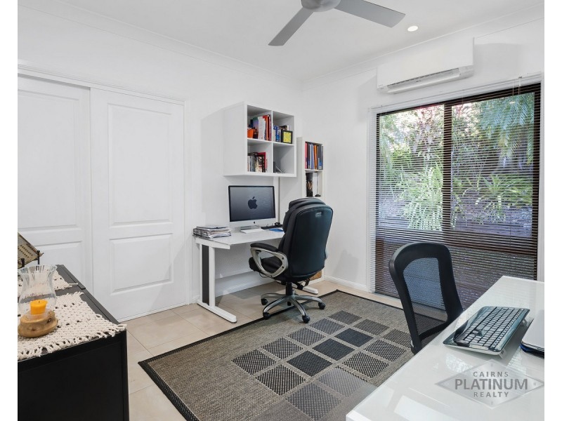 74 Leonard Street, Kewarra Beach QLD 4879