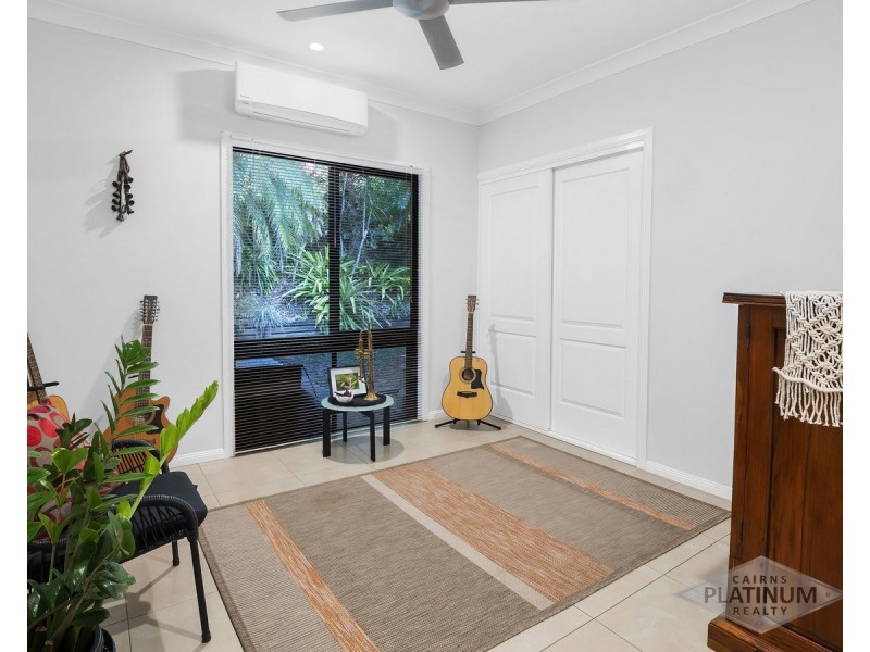74 Leonard Street, Kewarra Beach QLD 4879