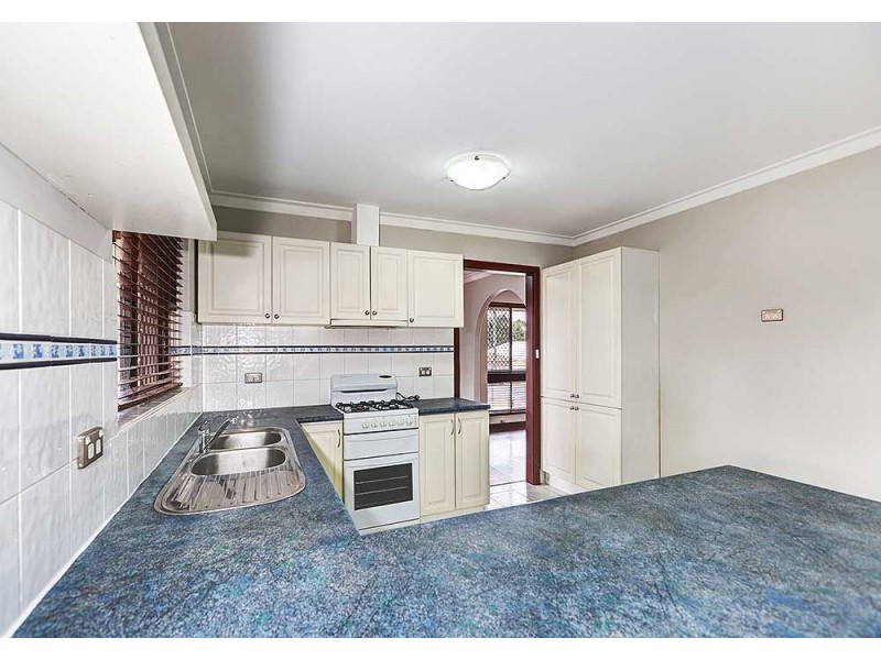 16 Margery Road, High Wycombe WA 6057