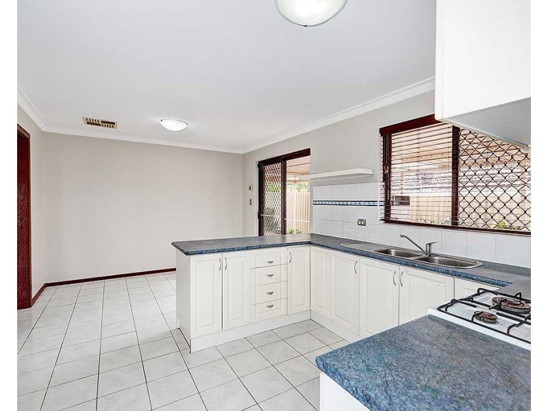 16 Margery Road, High Wycombe WA 6057