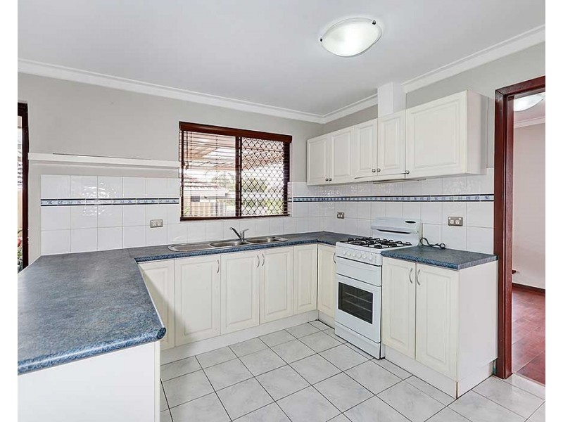 16 Margery Road, High Wycombe WA 6057