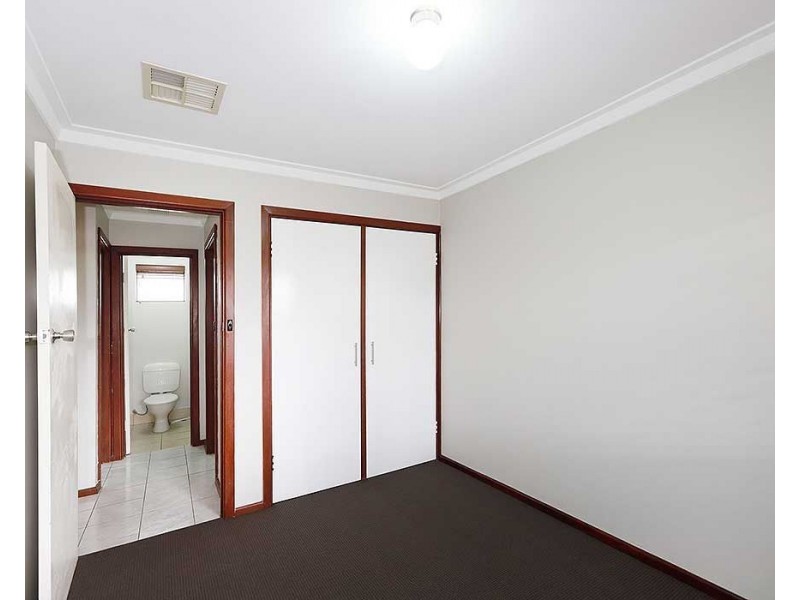 16 Margery Road, High Wycombe WA 6057