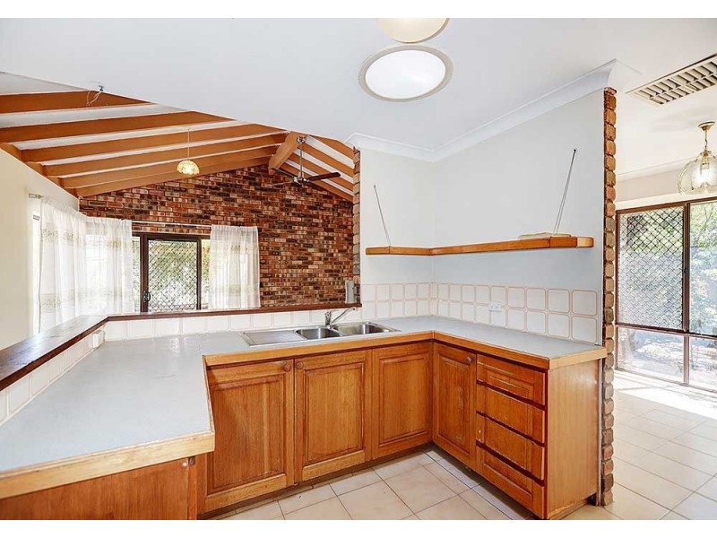 5 Otway Crescent, High Wycombe WA 6057