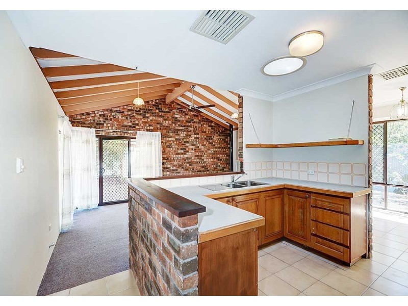 5 Otway Crescent, High Wycombe WA 6057