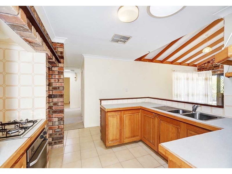 5 Otway Crescent, High Wycombe WA 6057