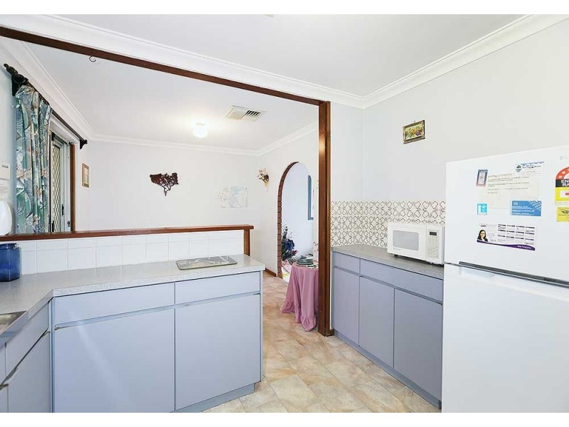 5 Casuarina Road, Maida Vale WA 6057