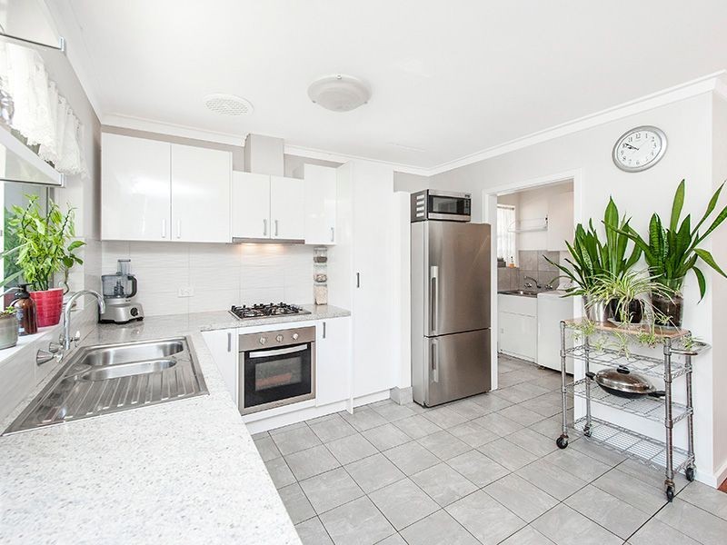 3 Wittenoom Road, High Wycombe WA 6057