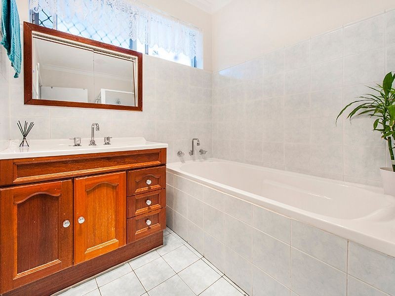3 Wittenoom Road, High Wycombe WA 6057