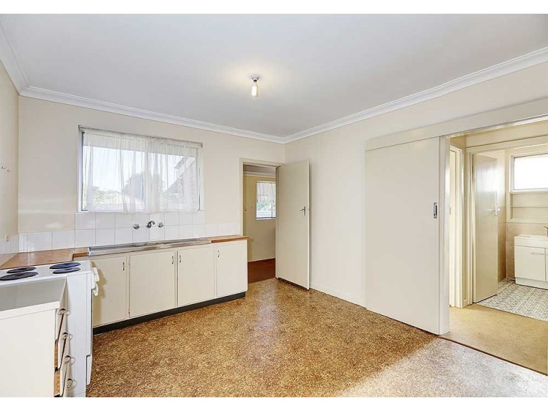 61B Hale Road, Forrestfield WA 6058