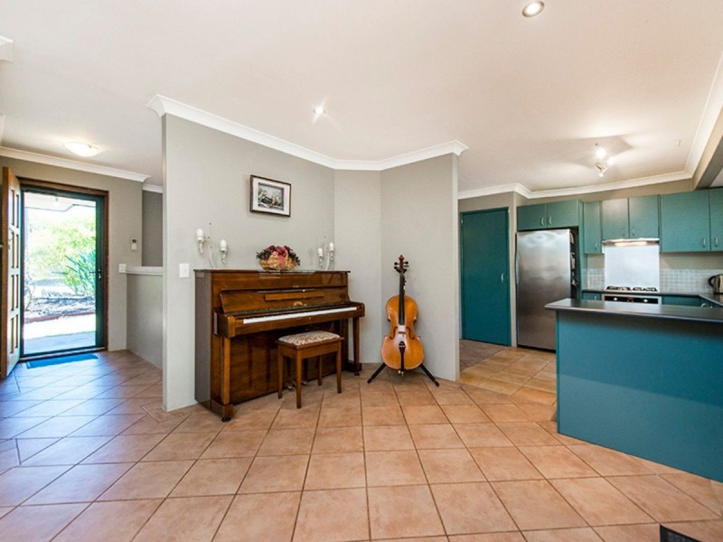 22 Butcher Road, High Wycombe WA 6057