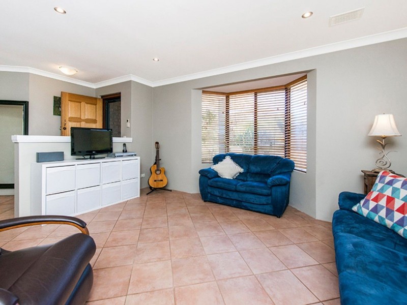 22 Butcher Road, High Wycombe WA 6057