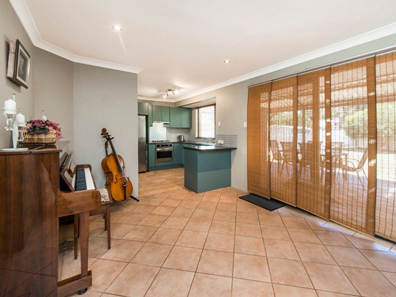 22 Butcher Road, High Wycombe WA 6057