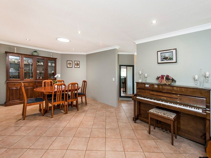 22 Butcher Road, High Wycombe WA 6057