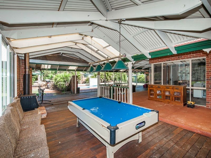 11 Almondtree Lane, Maida Vale WA 6057