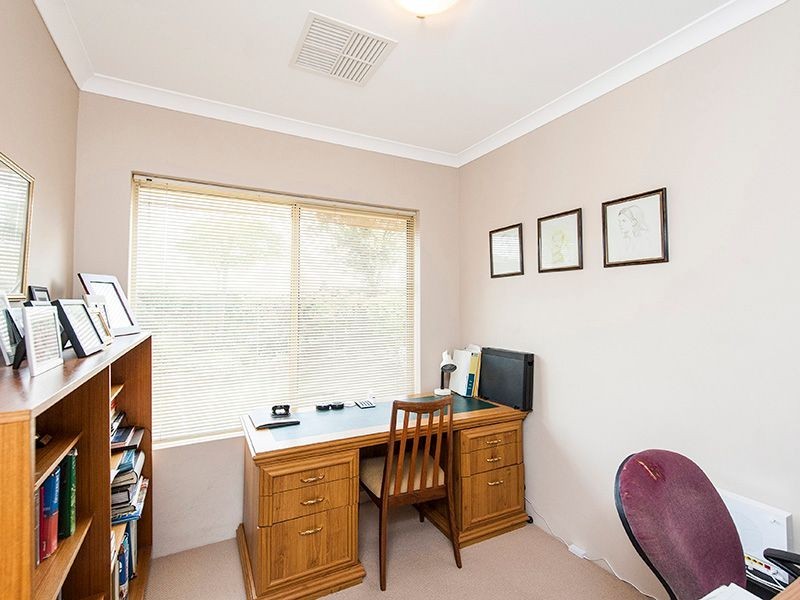 34 Fleet Circle, High Wycombe WA 6057