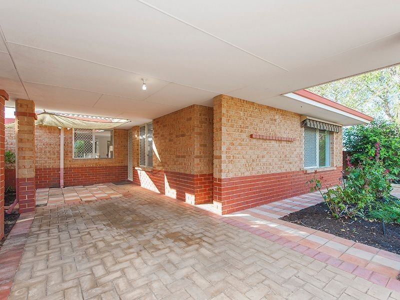 3/2A Frost Street, Swan View WA 6056