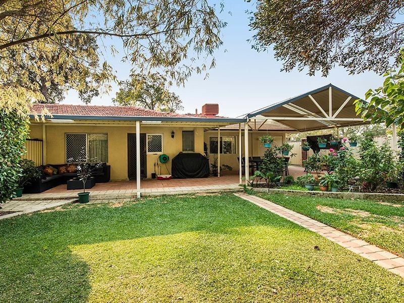 199A or B Grove Road, Lesmurdie WA 6076