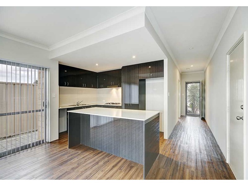 3/3 Kaoriki Court, Maida Vale WA 6057