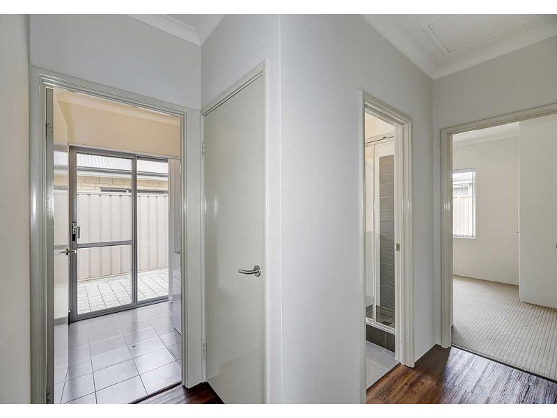 3/3 Kaoriki Court, Maida Vale WA 6057