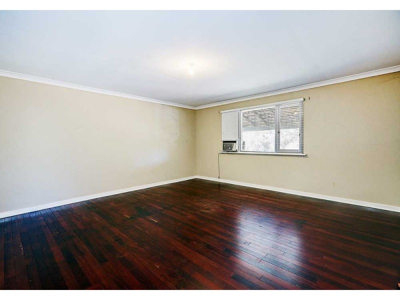 19 Hovea Crescent, Walliston WA 6076