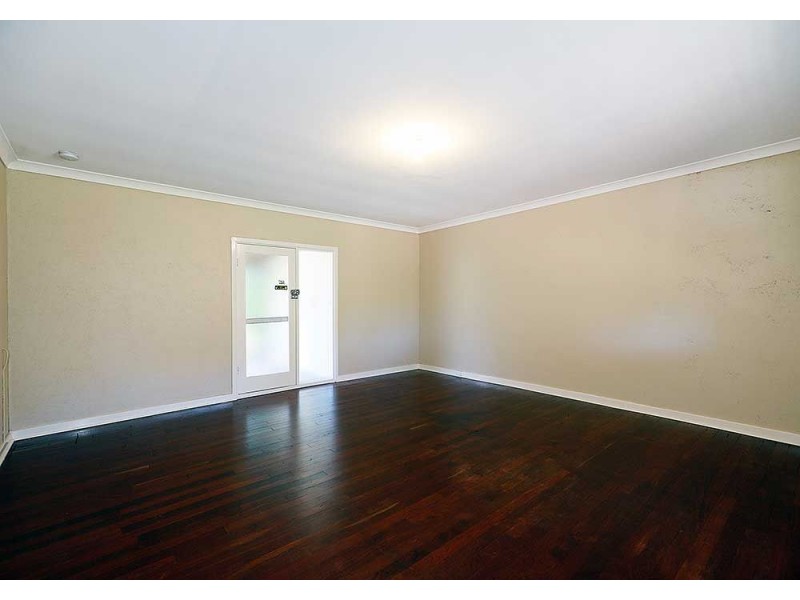 19 Hovea Crescent, Walliston WA 6076