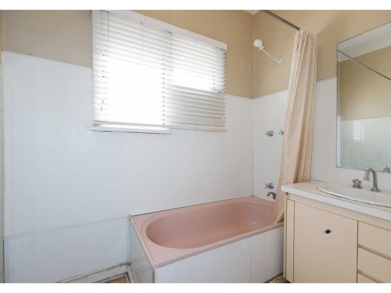 19 Hovea Crescent, Walliston WA 6076