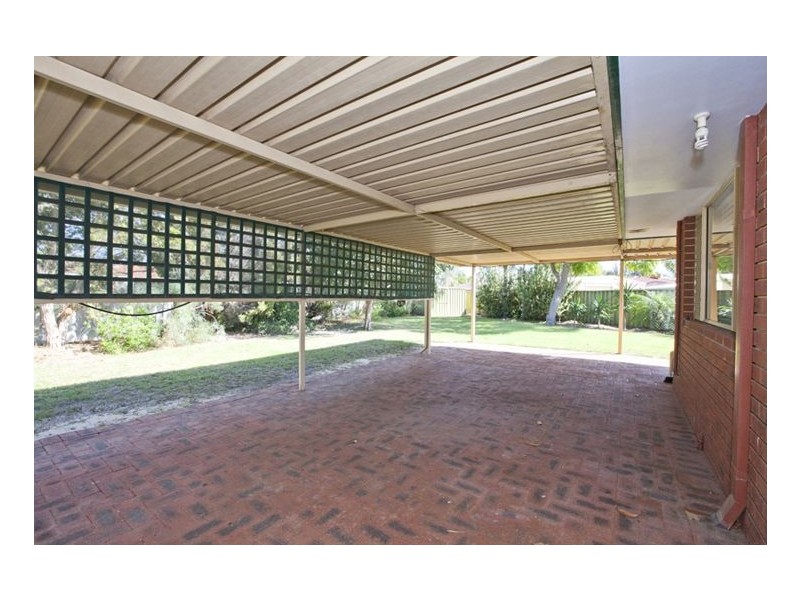 11 Madison Close, Middle Swan WA 6056
