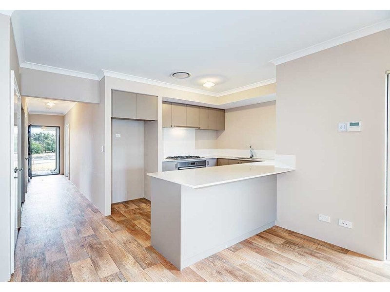 12 Treen Close, High Wycombe WA 6057