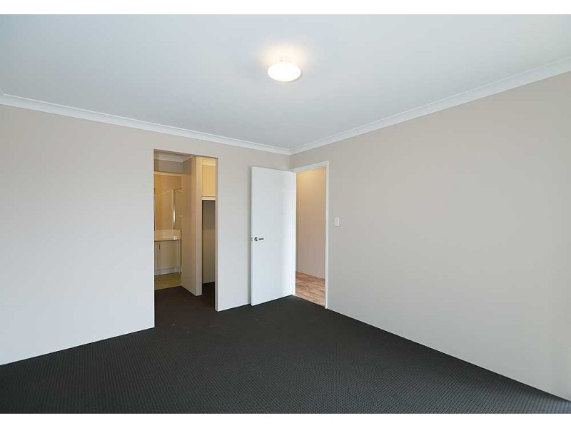 12 Treen Close, High Wycombe WA 6057