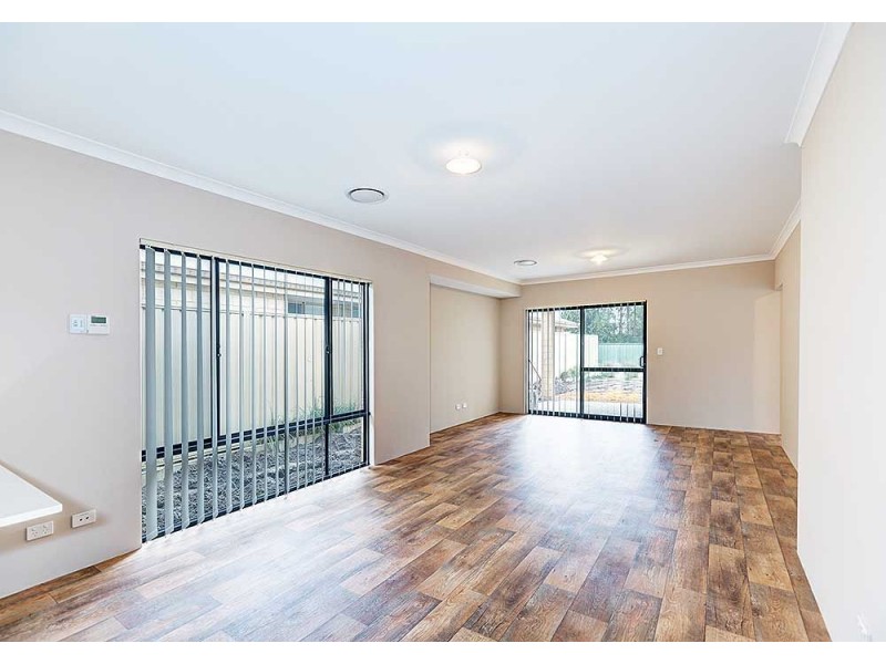 12 Treen Close, High Wycombe WA 6057