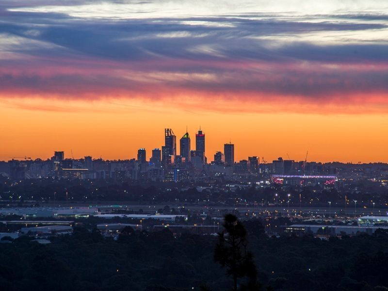 8 Gray Road, Gooseberry Hill WA 6076