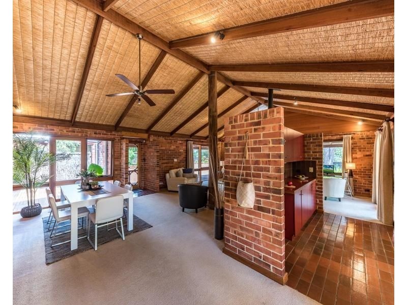 12 Jaraba Avenue, Gooseberry Hill WA 6076