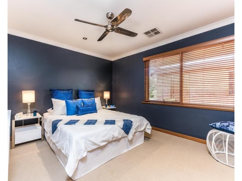 12 Jaraba Avenue, Gooseberry Hill WA 6076