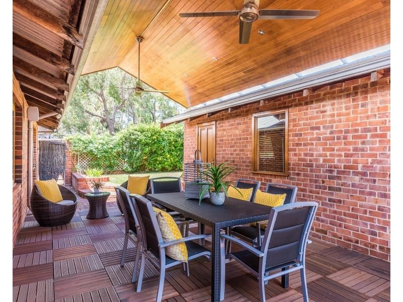 12 Jaraba Avenue, Gooseberry Hill WA 6076