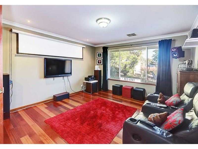 73 Connor Road, Lesmurdie WA 6076