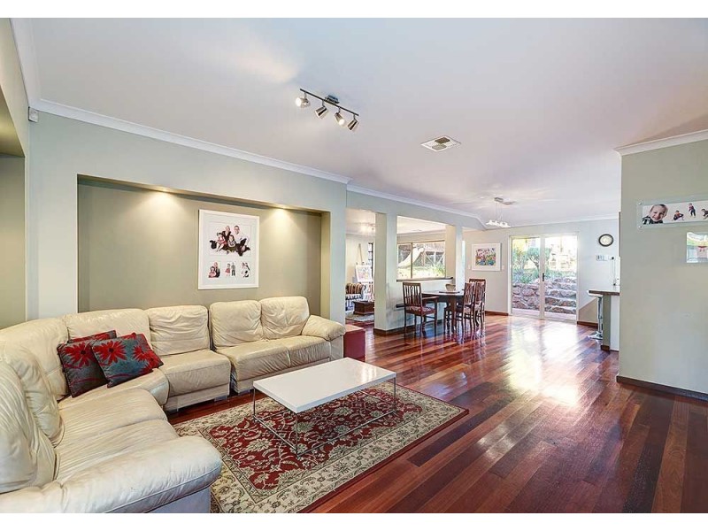 73 Connor Road, Lesmurdie WA 6076