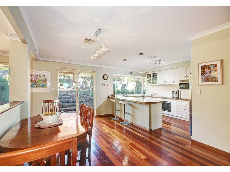73 Connor Road, Lesmurdie WA 6076