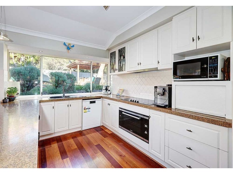73 Connor Road, Lesmurdie WA 6076