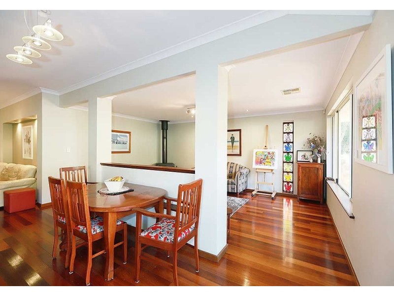 73 Connor Road, Lesmurdie WA 6076