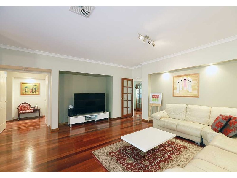 73 Connor Road, Lesmurdie WA 6076