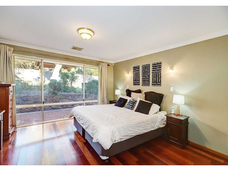 73 Connor Road, Lesmurdie WA 6076